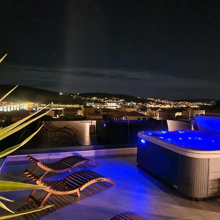 Penthouse Apartman Marcelina In Трогир Экстерьер фото